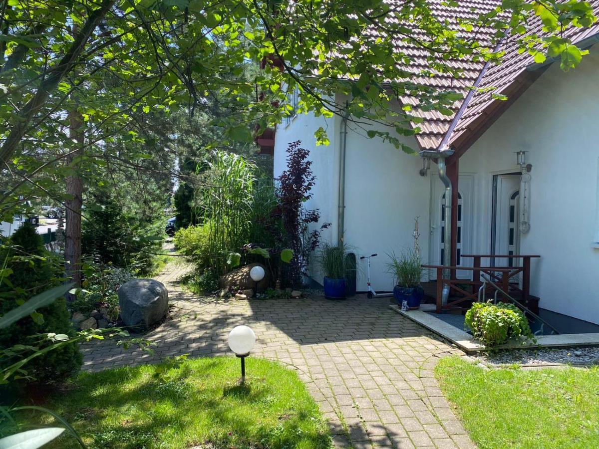Pool & Lake Holiday Home Markkleeberg Kültér fotó