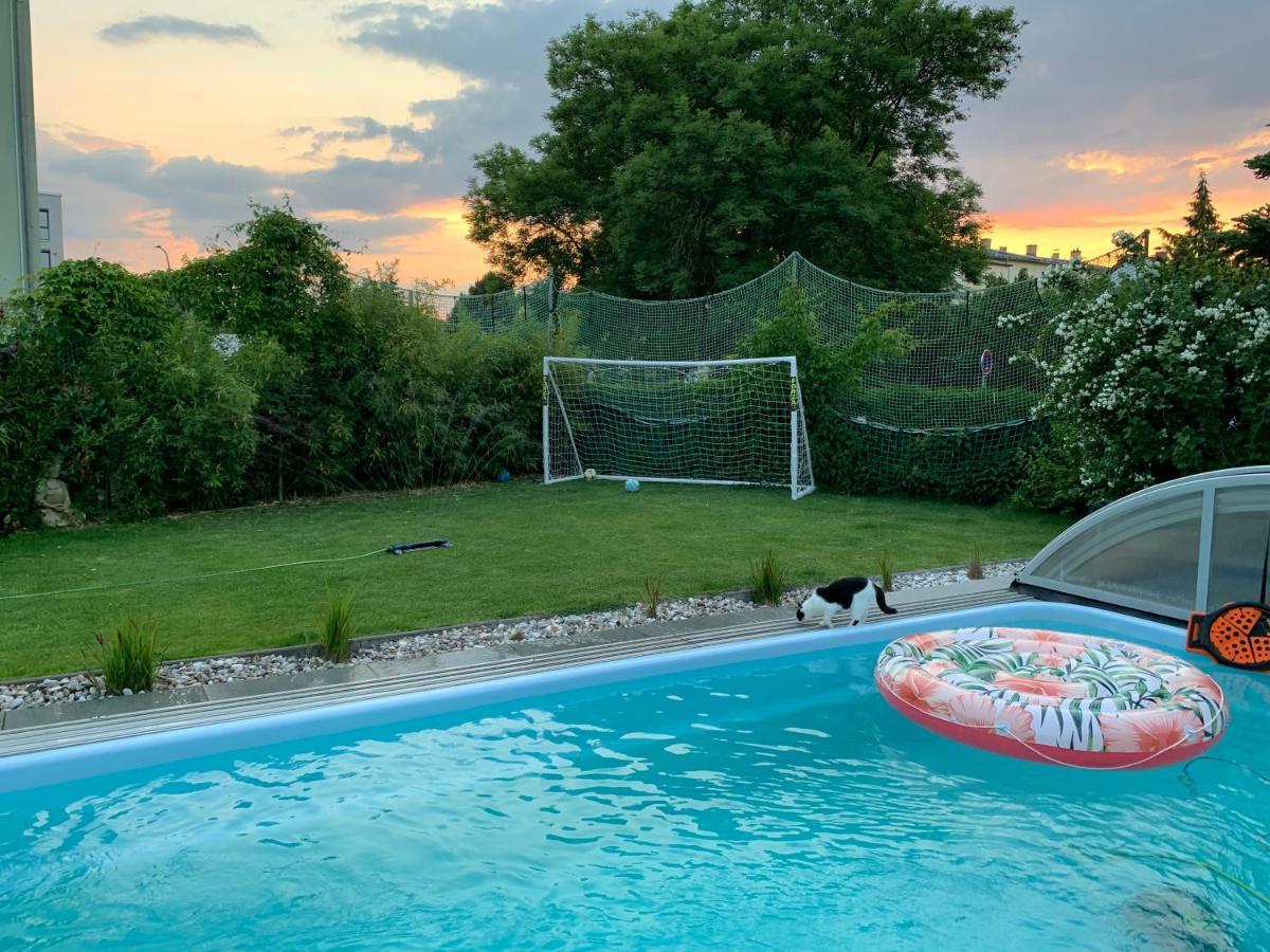 Pool & Lake Holiday Home Markkleeberg Kültér fotó
